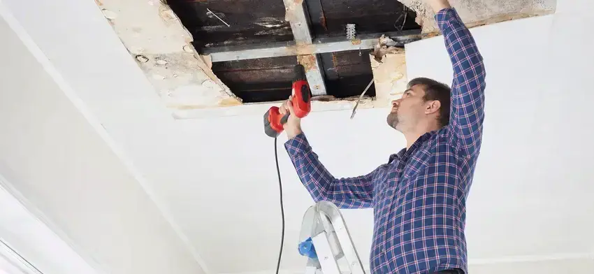 Ceiling water damage in Franklin, TN by Casey Water Damage Restoration